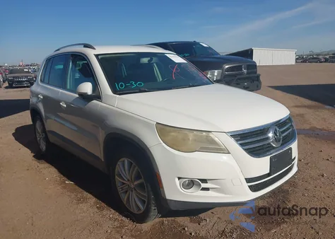 2009 Volkswagen Tiguan Se z USA, uszkodzony, nr VIN WVGAV75N29W527403